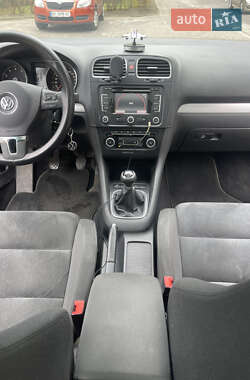 Универсал Volkswagen Golf 2011 в 