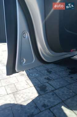 Універсал Volkswagen Golf 2010 в 