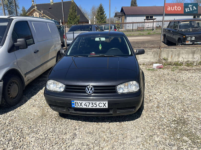 Хэтчбек Volkswagen Golf 2000 в Дунаевцах