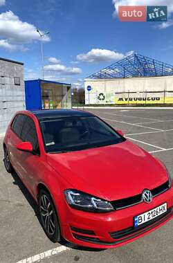 Хэтчбек Volkswagen Golf 2014 в 