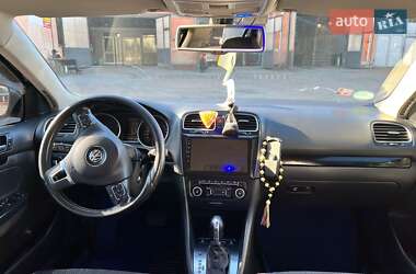 Універсал Volkswagen Golf 2011 в 