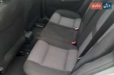 Универсал Volkswagen Golf 2001 в 