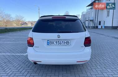 Универсал Volkswagen Golf 2010 в 