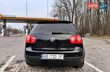 Хэтчбек Volkswagen Golf 2006 в 