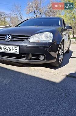 Хетчбек Volkswagen Golf 2006 в 