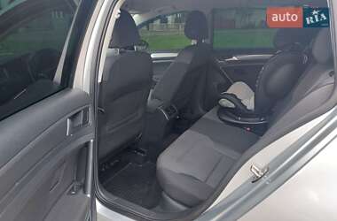 Універсал Volkswagen Golf 2013 в 