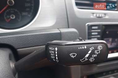 Універсал Volkswagen Golf 2013 в 