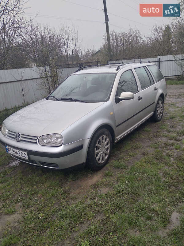 Універсал Volkswagen Golf 1999 в Коломиї