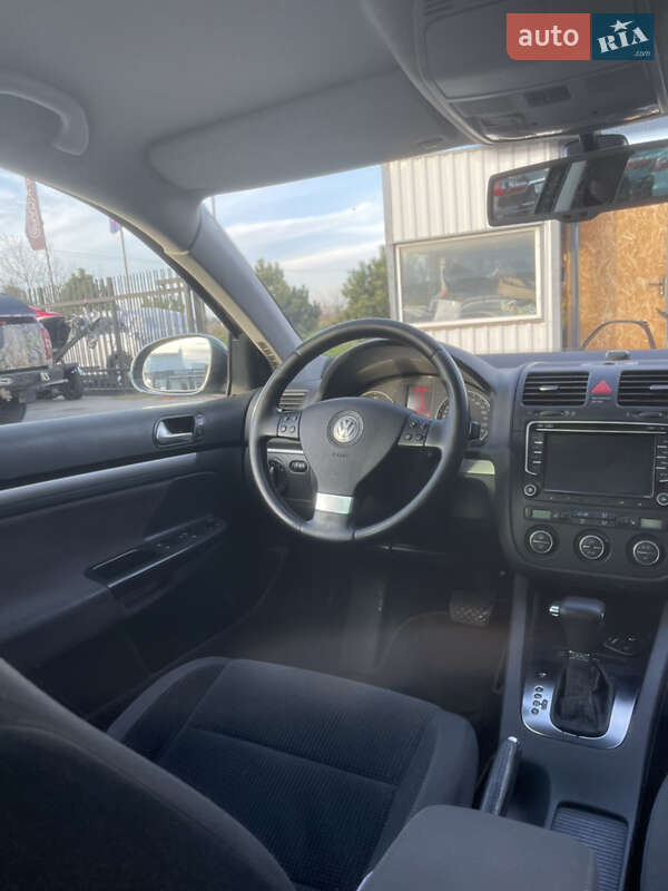 Универсал Volkswagen Golf 2009 в Одессе