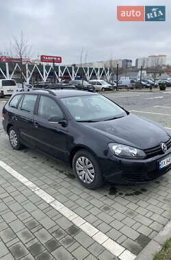 Універсал Volkswagen Golf 2013 в 