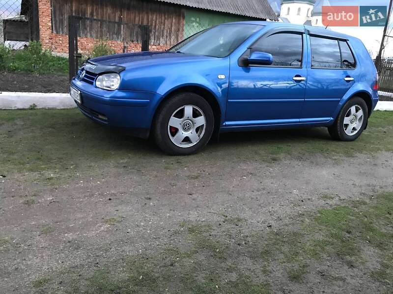 Хэтчбек Volkswagen Golf 1999 в Львове