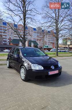 Хэтчбек Volkswagen Golf 2007 в 