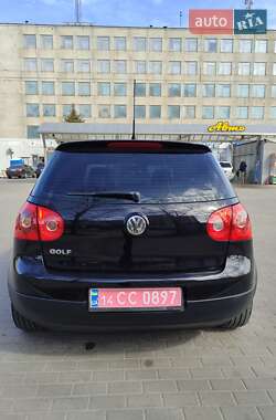 Хэтчбек Volkswagen Golf 2007 в 