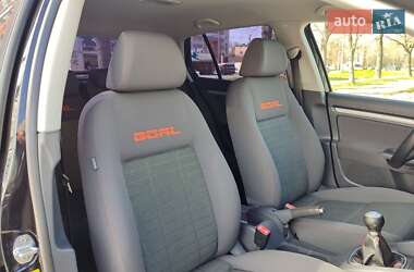 Хэтчбек Volkswagen Golf 2007 в 
