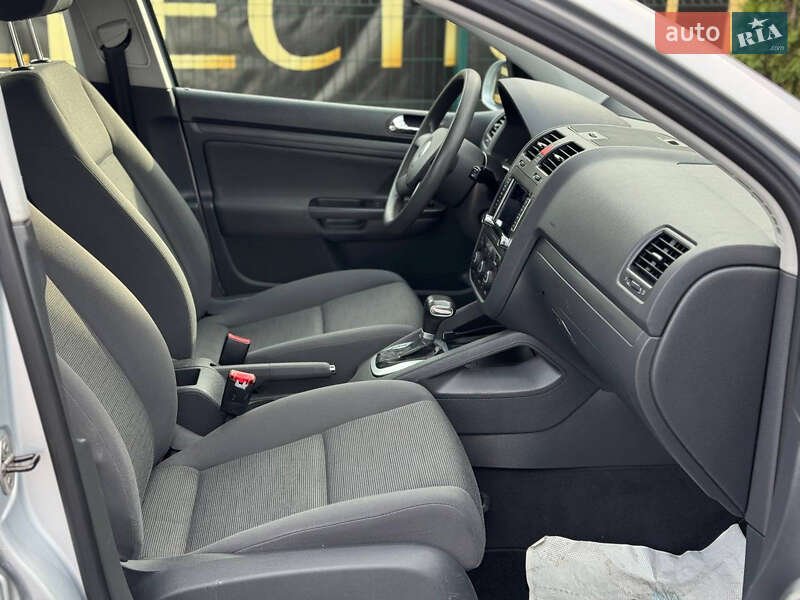 Хэтчбек Volkswagen Golf 2005 в Дрогобыче фото 29 Хэтчбек Volkswagen Golf 2005 в Дрогобыче