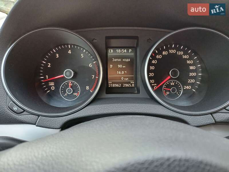 Универсал Volkswagen Golf 2011 в Славуте