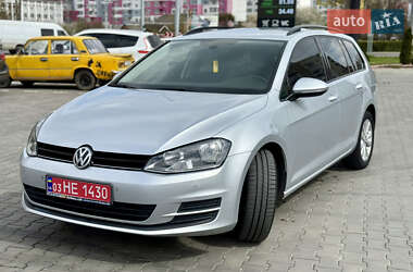 Универсал Volkswagen Golf 2016 в 
