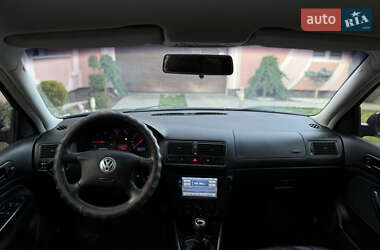 Універсал Volkswagen Golf 2002 в 