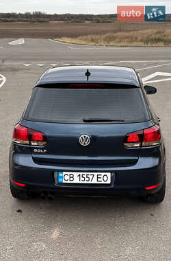 Хэтчбек Volkswagen Golf 2013 в 