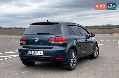Хэтчбек Volkswagen Golf 2013 в 