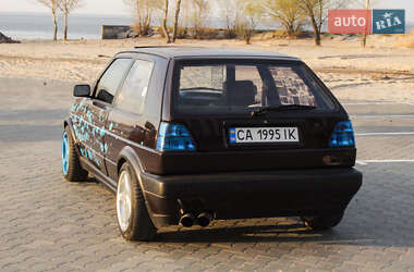 Хэтчбек Volkswagen Golf 1986 в 