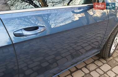 Универсал Volkswagen Golf 2015 в 