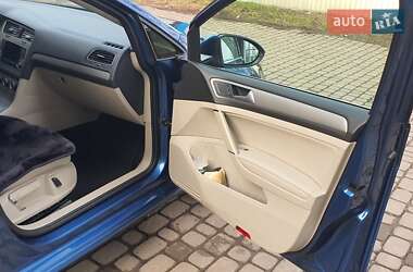 Универсал Volkswagen Golf 2015 в 