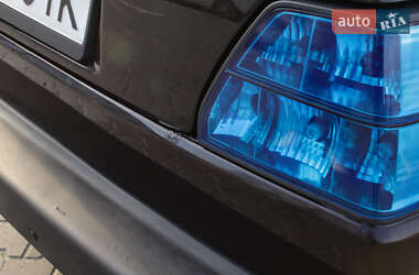 Хэтчбек Volkswagen Golf 1986 в 