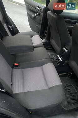 Универсал Volkswagen Golf 2000 в 
