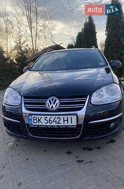 Универсал Volkswagen Golf 2008 в 
