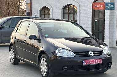 Хэтчбек Volkswagen Golf 2008 в 