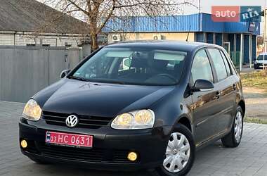 Хэтчбек Volkswagen Golf 2008 в 