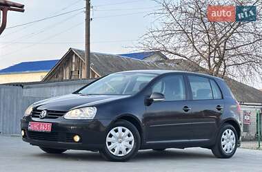Хэтчбек Volkswagen Golf 2008 в 