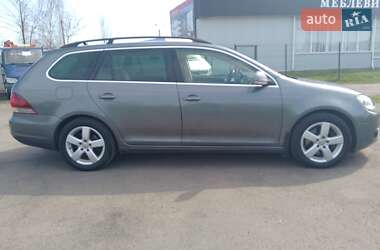 Универсал Volkswagen Golf 2010 в 