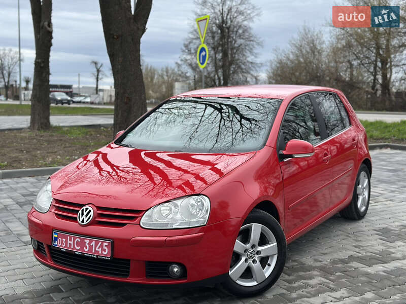 Хэтчбек Volkswagen Golf 2008 в Виннице