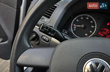 Хетчбек Volkswagen Golf 2006 в 