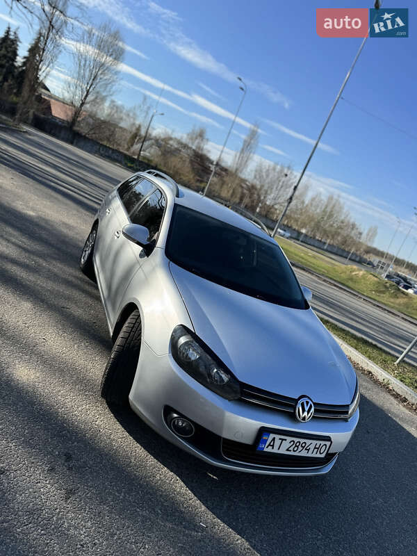 Универсал Volkswagen Golf 2009 в 