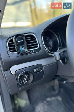 Универсал Volkswagen Golf 2009 в 