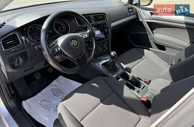 Универсал Volkswagen Golf 2018 в 