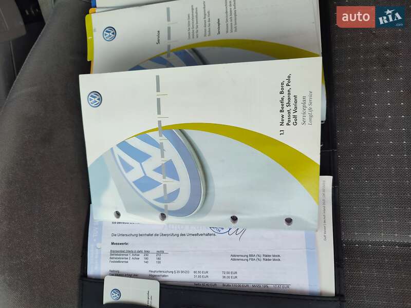 Універсал Volkswagen Golf 2004 в Запоріжжі