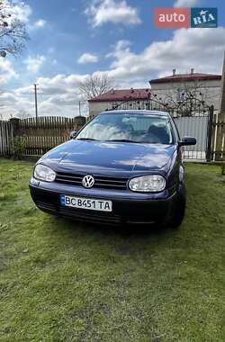 Хэтчбек Volkswagen Golf 2001 в Львове