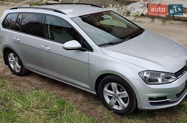 Універсал Volkswagen Golf 2015 в 