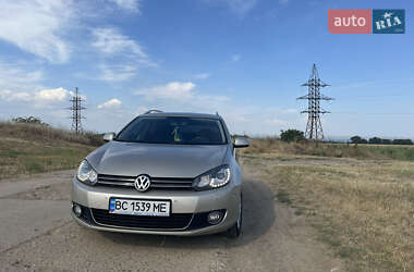 Универсал Volkswagen Golf 2012 в 