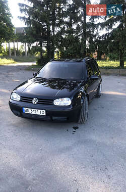 Универсал Volkswagen Golf 2002 в 