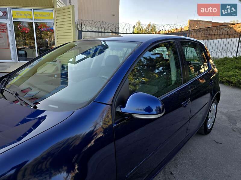 Хэтчбек Volkswagen Golf 2008 в Полтаве