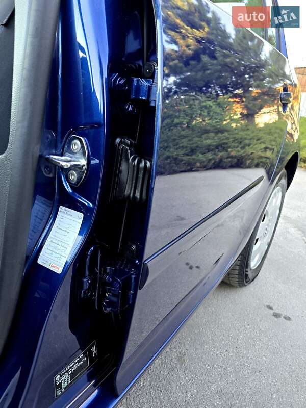 Хэтчбек Volkswagen Golf 2008 в Полтаве