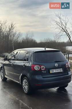 Хетчбек Volkswagen Golf 2007 в 