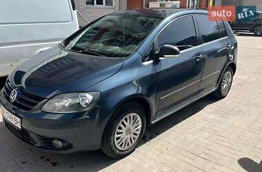 Хетчбек Volkswagen Golf 2007 в 