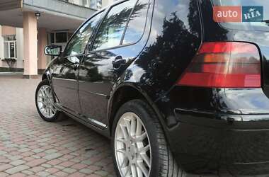 Хетчбек Volkswagen Golf 1997 в 