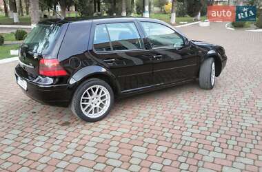 Хетчбек Volkswagen Golf 1997 в 